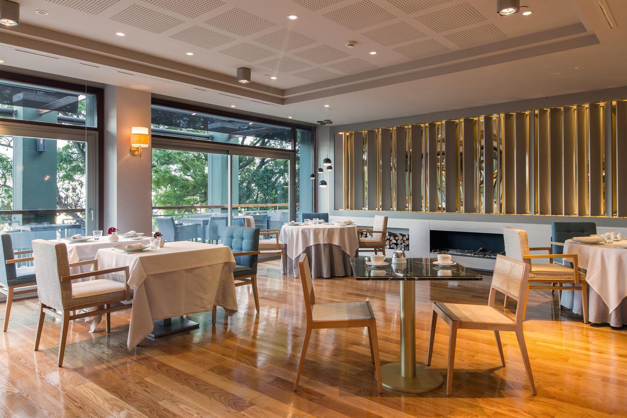 Hotel Miramar Barcelona Gl Buitenkant foto Restaurant